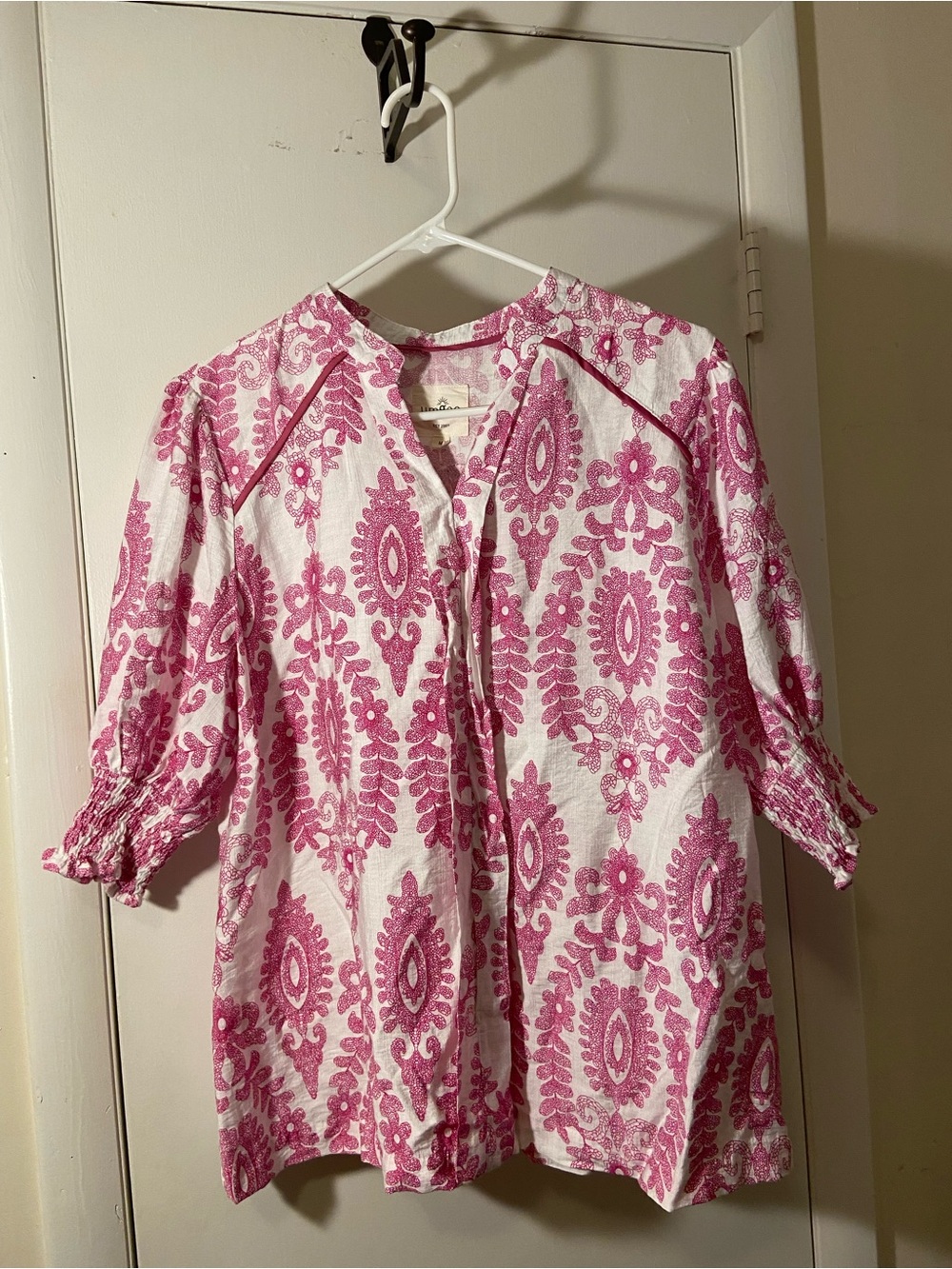 Umgee White and Pink Printed Peasant Blouse